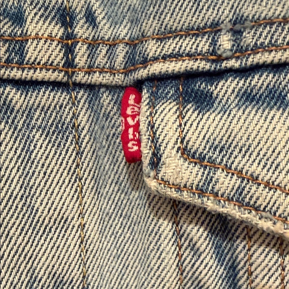 Levi’s Light Wash Trucker Jacket Men’s M Classic Denim Vintage Style - Picture 7 of 8